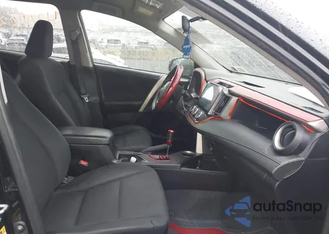 2015 Toyota Rav4 Le z USA, uszkodzony, nr VIN 2T3BFREV4FW337386